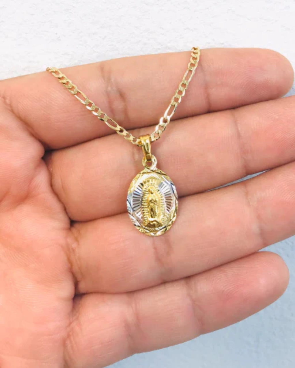 14K Gold Filled Virgen De Guadalupe Necklace 20" Figaro Chain R6573