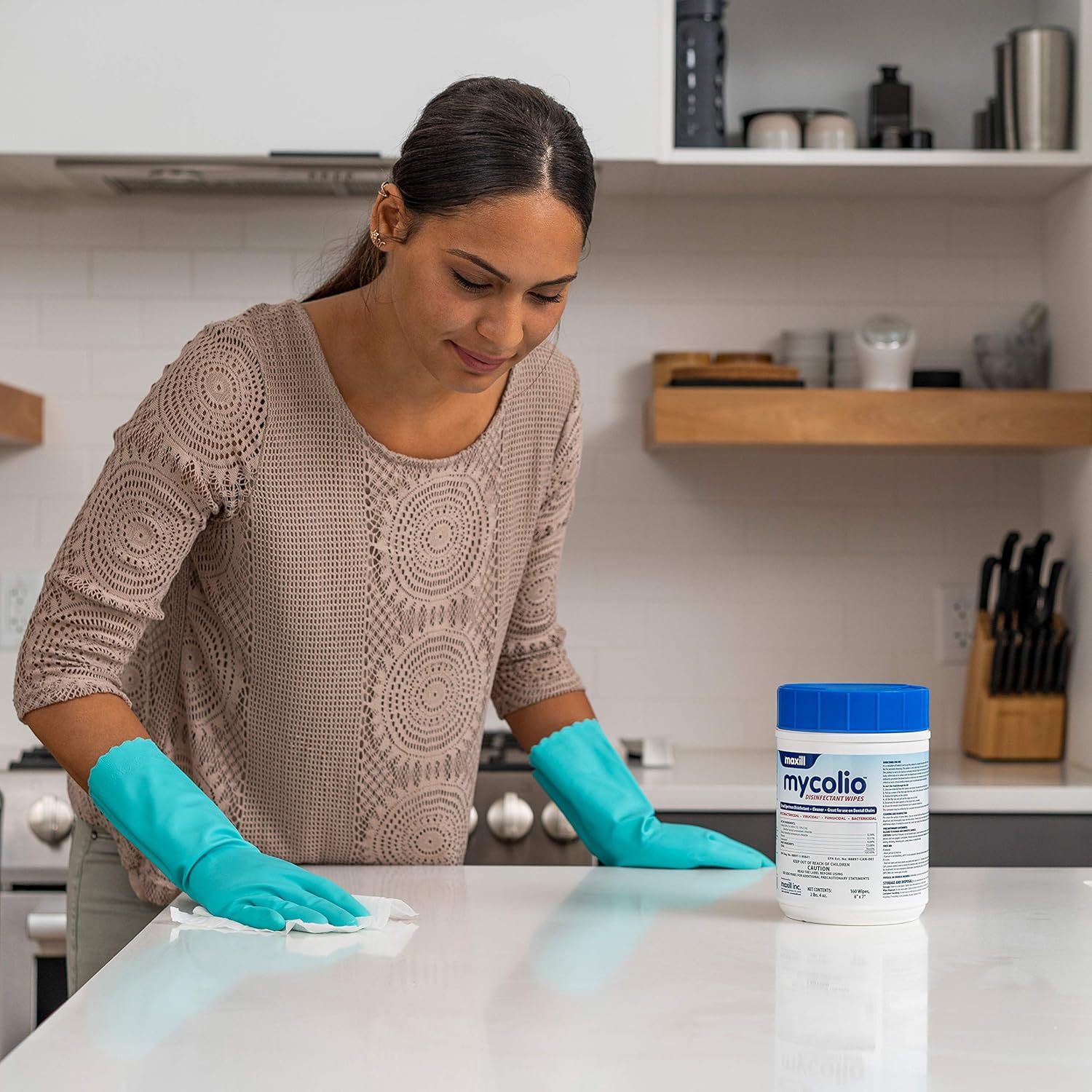 Hospital Grade Disinfectant Wipes, 6" x 7", 960 Wipes L862