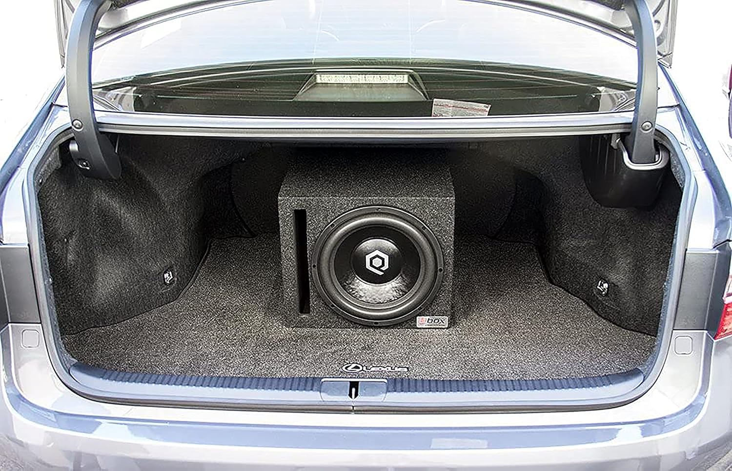Single 10" Vented Carpeted Subwoofer Enclosure I808