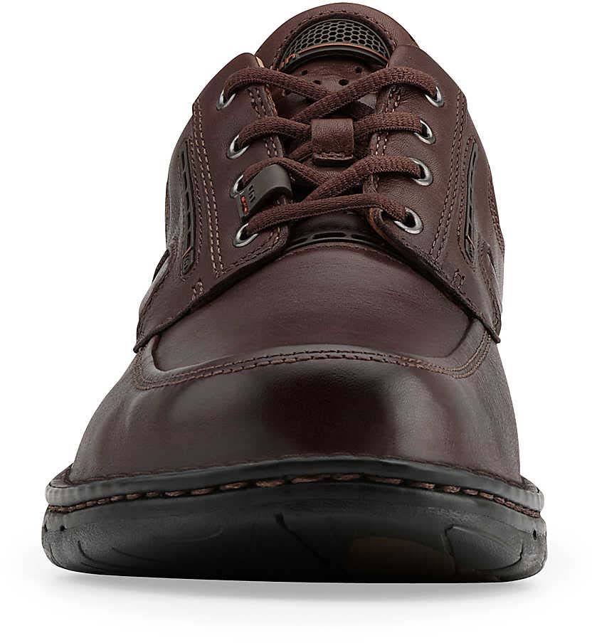 Brown Clarks Un.Bend Shoes C93623