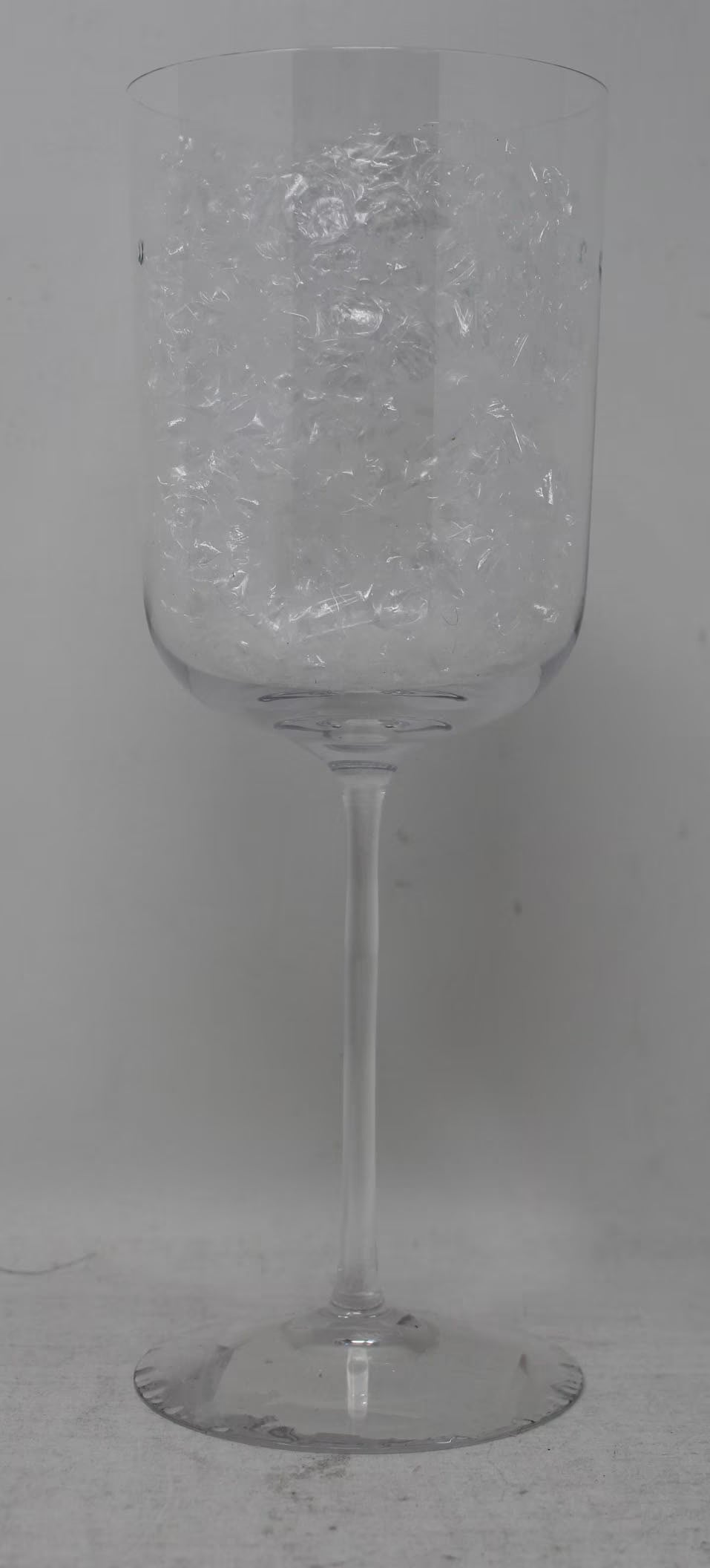 Clear Water Glass D979914