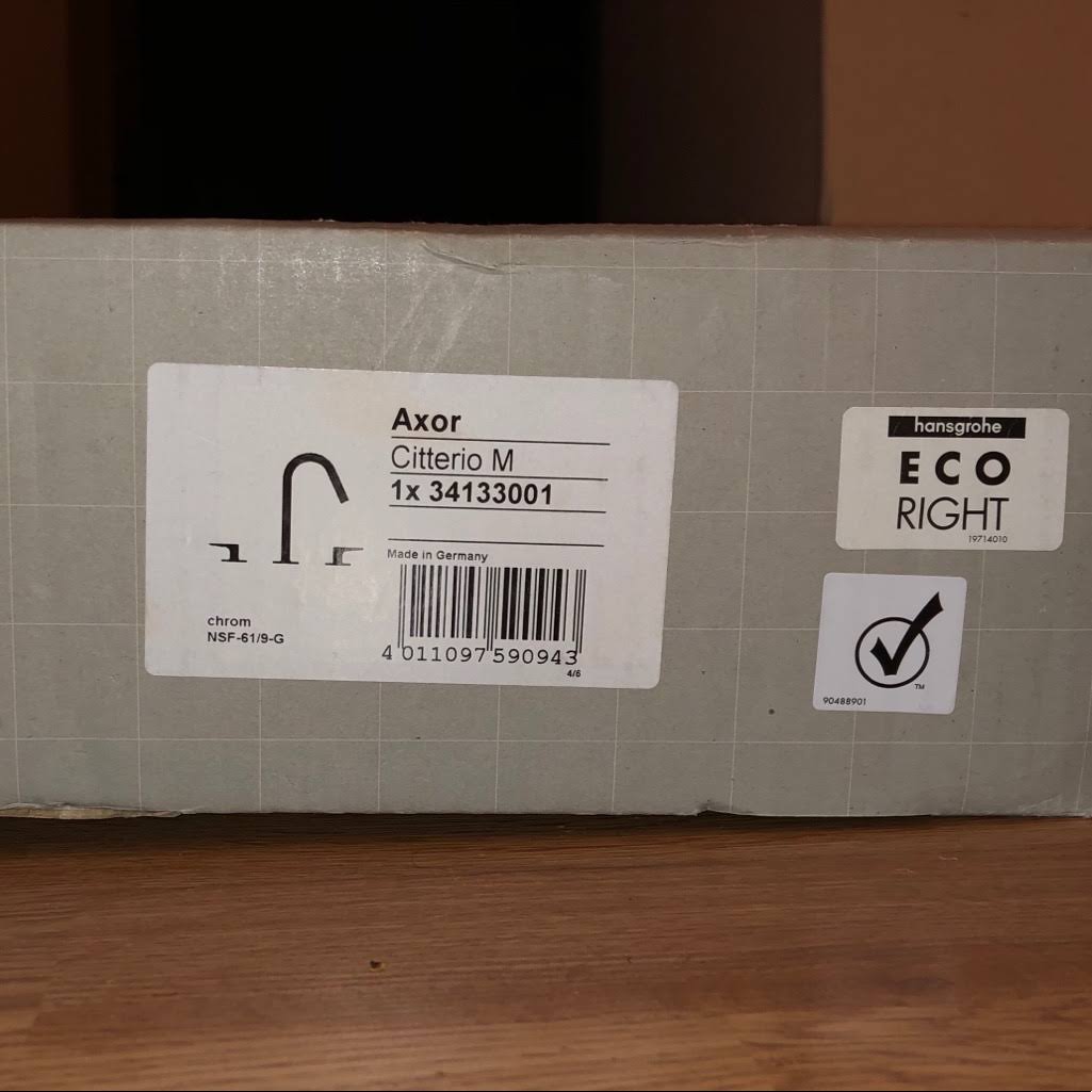Chrome Widespread Faucet V844
