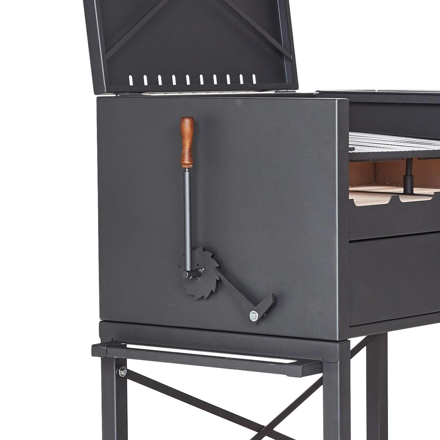 40" Outdoor Charcoal Grill Z530