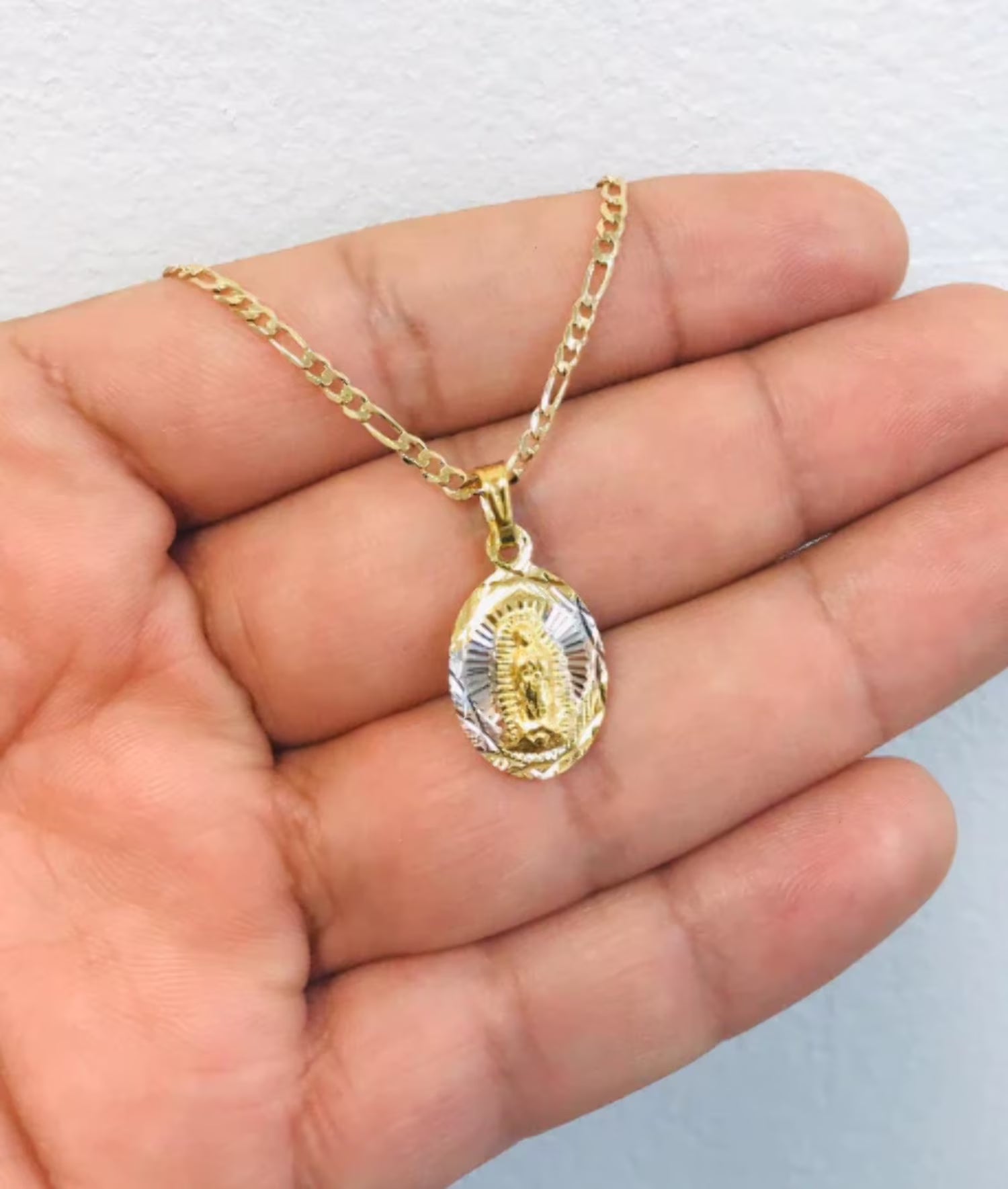 14K Gold Filled Virgen De Guadalupe Necklace 20" Figaro Chain R6573