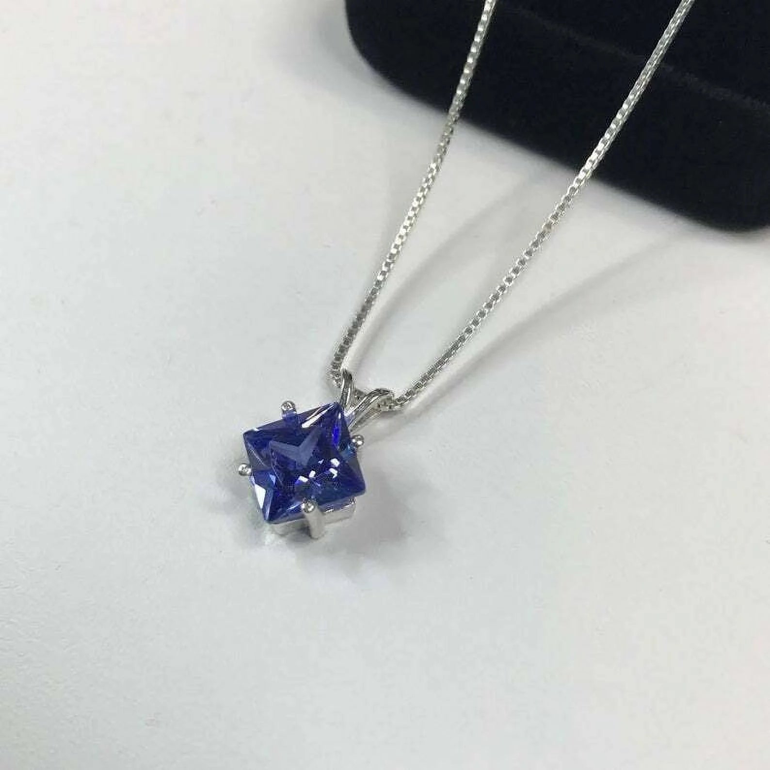 925 Sterling Silver 3.50ct Blue Sapphire Pendant Necklace T487