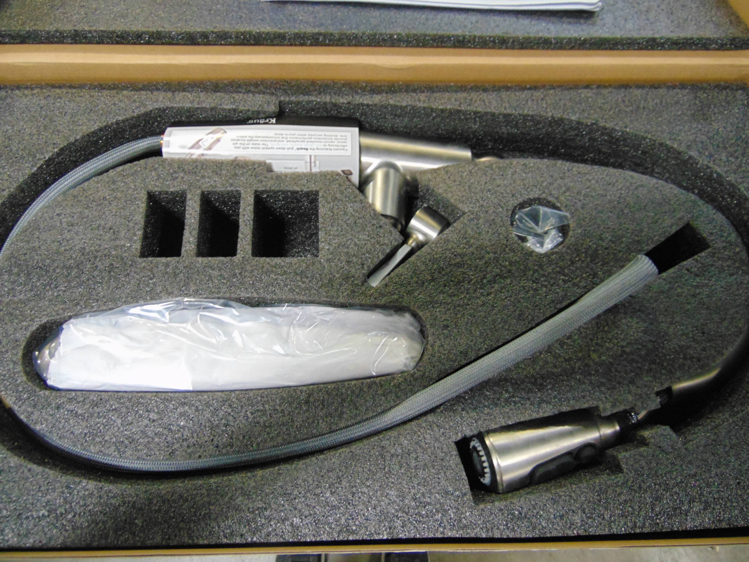 Stainless Steel Single-Handle Pull-Down Kitchen Faucet T99603