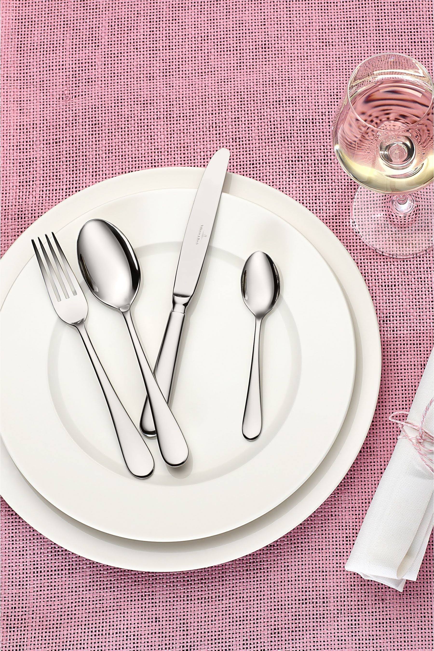 24 Piece Cutlery Set M245349