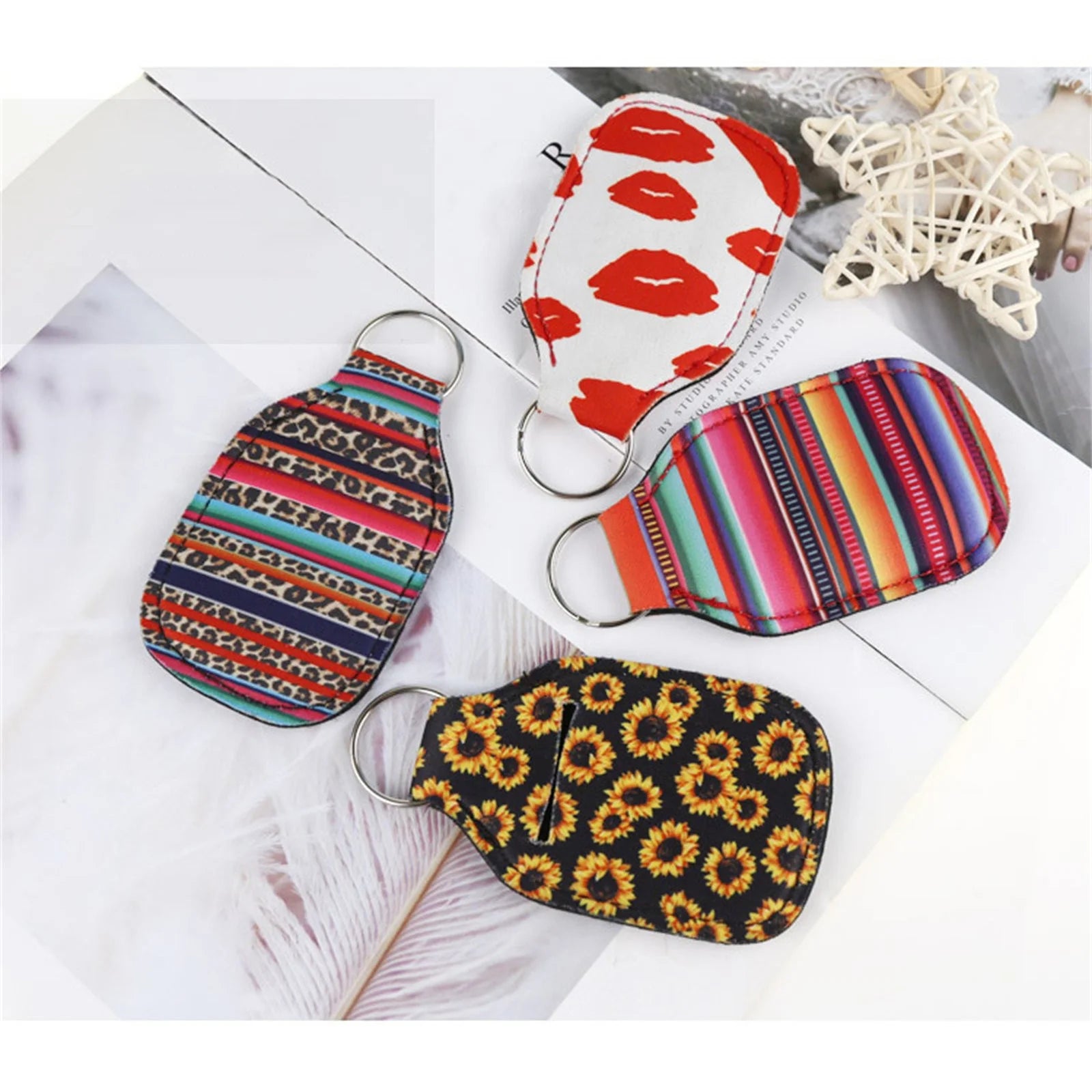 Lipstick Holder Keychains With Metal Clip S33064