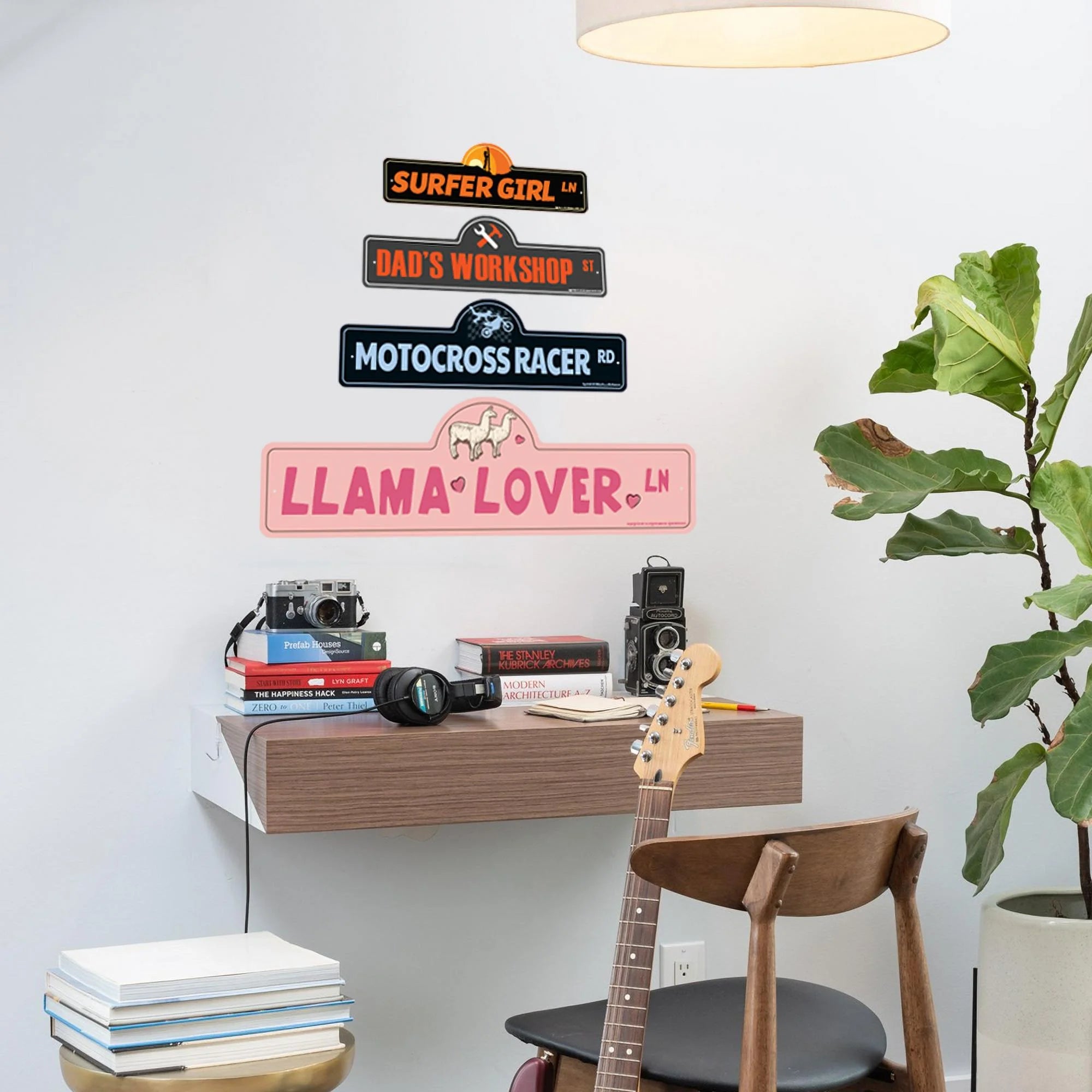 Street Sign Skiing Skier Snowboarder Décor X8702