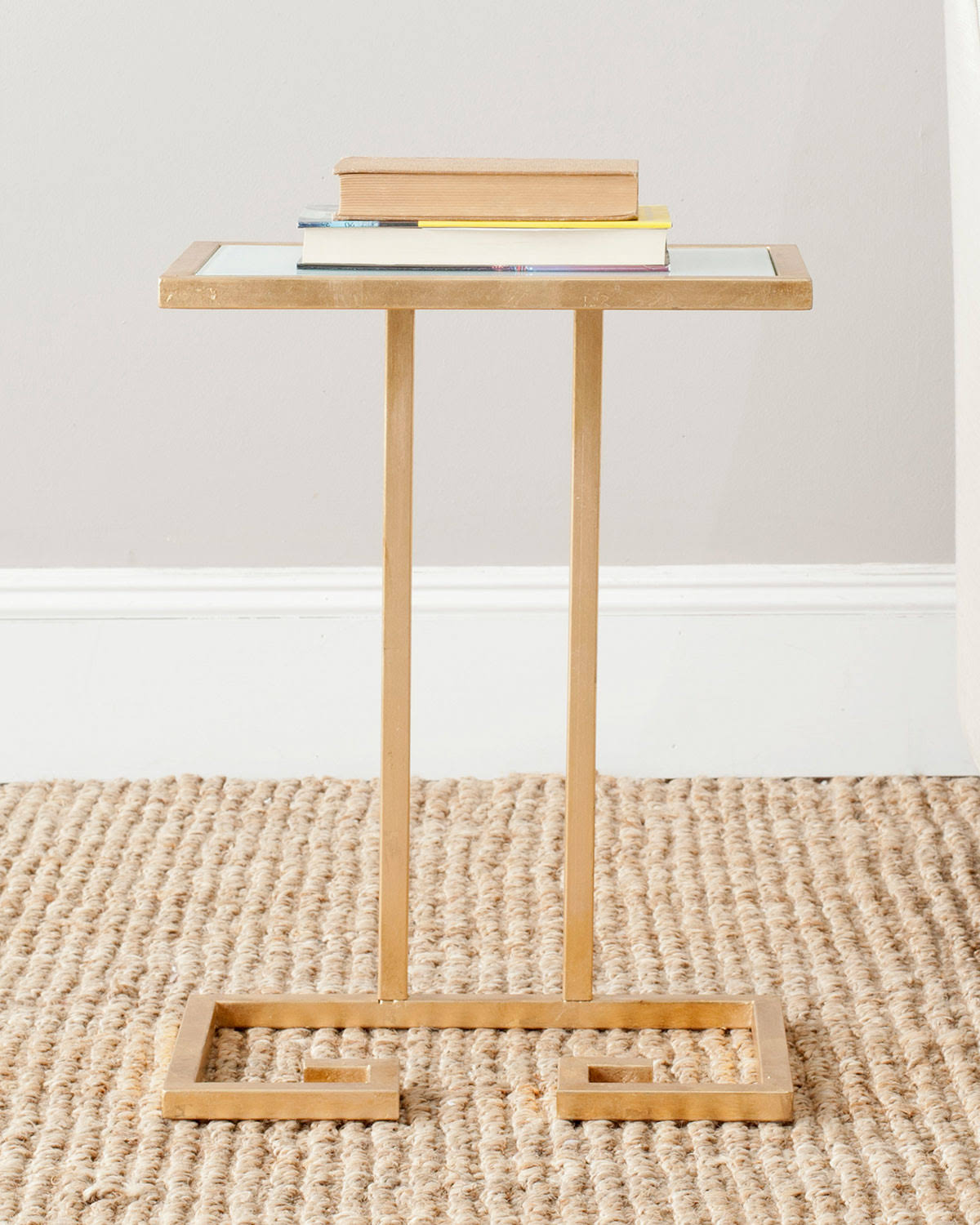 Gold/White Accent Table Z571