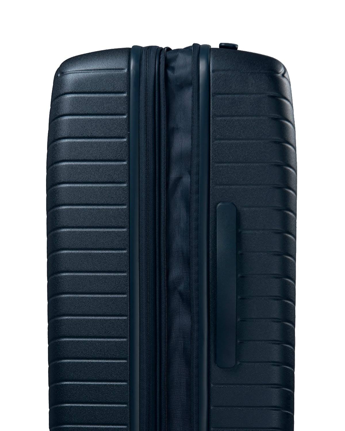 Navy 26x22 Expandable Spinner X463260