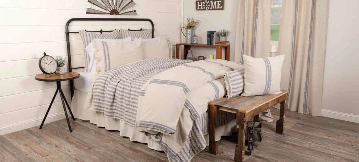 Blue Ticking Stripe Quilt, California King T940041